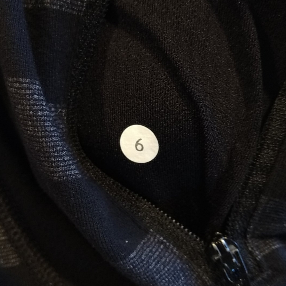 Lululemon Stride Jacket - Picture 11 of 12